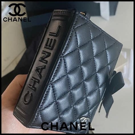 chanel boy chanel card holder|Chanel card holder zipped.